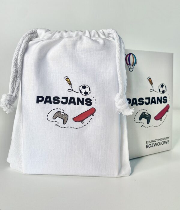 KARTY-PASJANS-EDUKACYJNE-KARTY-ROZWOJOWE-MOC-POTENCJAL-PASJE-ZAINTERESOWANIA-scaled Karty PASJAns + e-book "Inspiracje, pomysły, scenariusze"